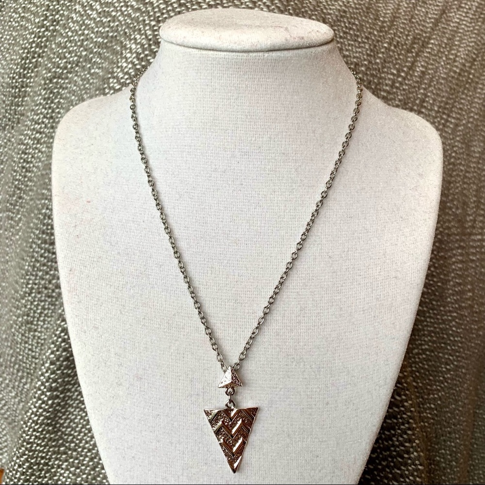 Silver Arrowhead Pendant Necklace